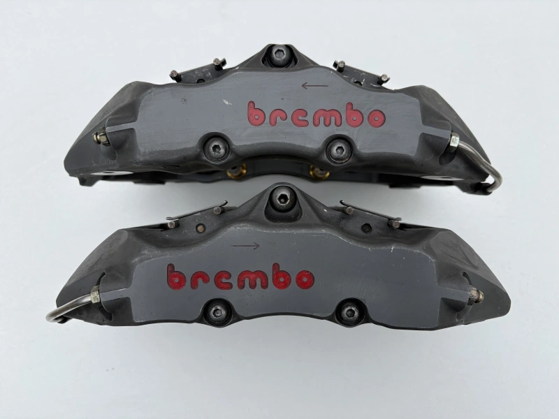 2 étriers BREMBO 8 PISTONS MONOBLOC révisés