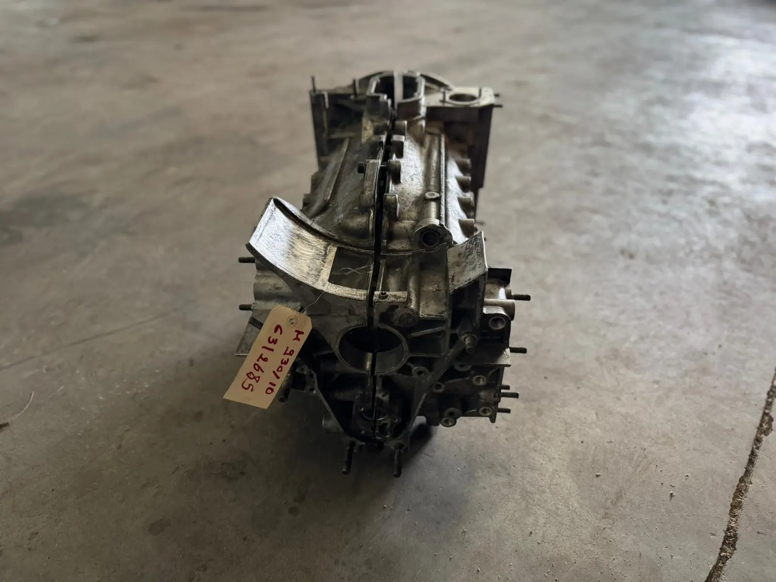 Porsche 930/10 engine block – photo 3