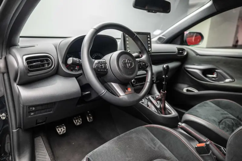 TOYOTA YARIS GR 86 TRACK