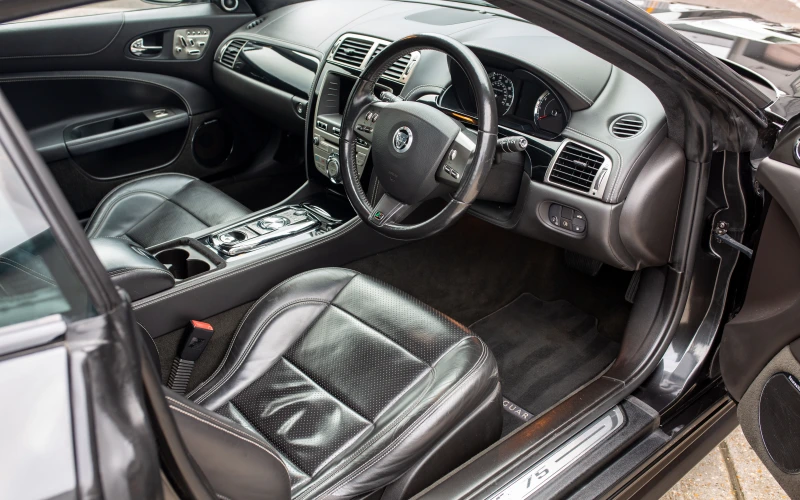 2010 Jaguar XKR 75Edition limitée