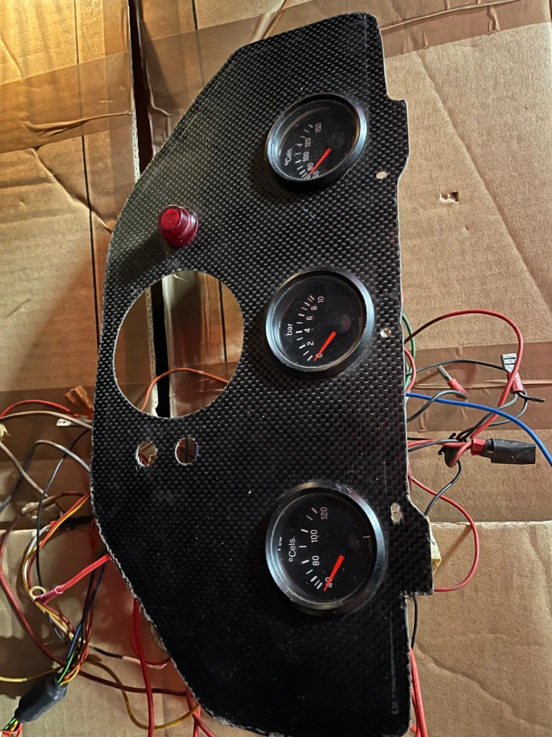 Planche de bord Peugeot 106 gra / f2000