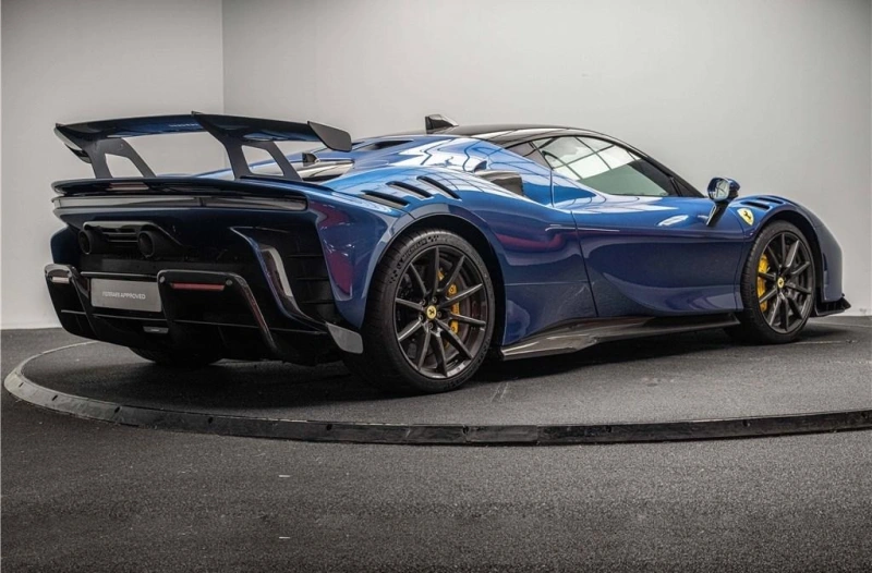 FERRARI SF90 XX STRADALE