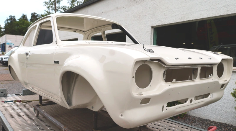 Ford Escort MK1 – Caisse neuve – Arceau Safety Devices