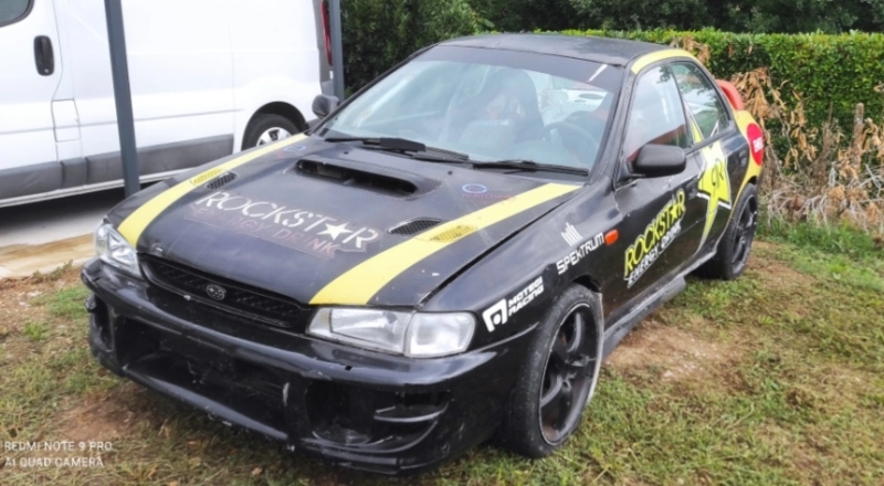 Subaru impreza gt turbo