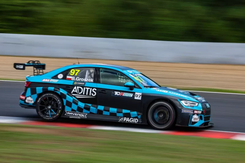 AUDI RS3 TCR LMS SEQ