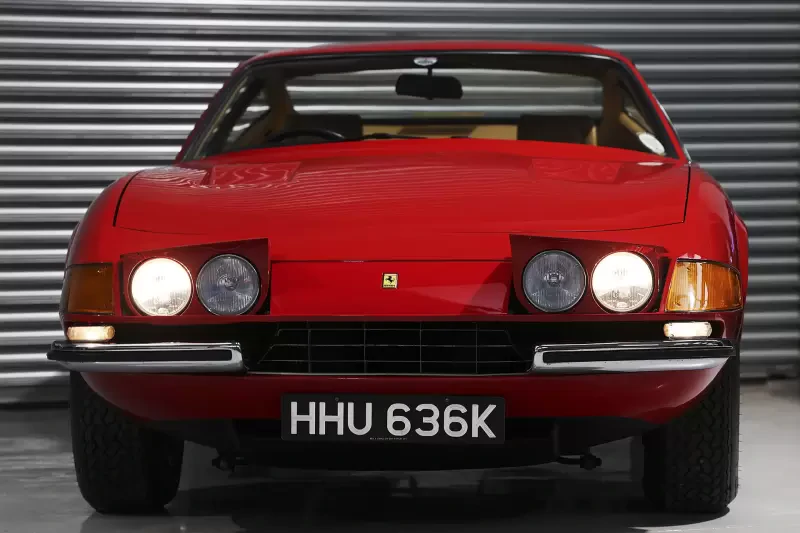 FERRARI DAYTONA 365 GTB/4