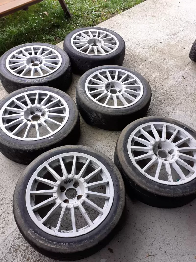 6 Peugeot rims
