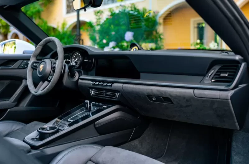 PORSCHE 911 TARGA 4
