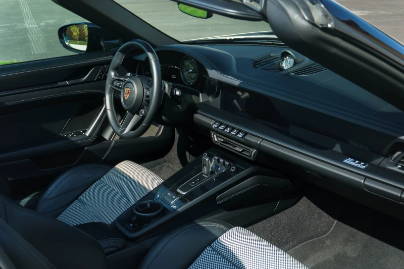Porsche 911 992.1 Targa 4 GTS Edition 50 ans Porsche Design