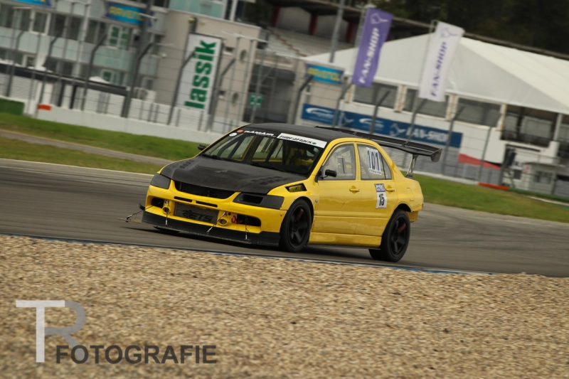Lancer evo 9 time attack