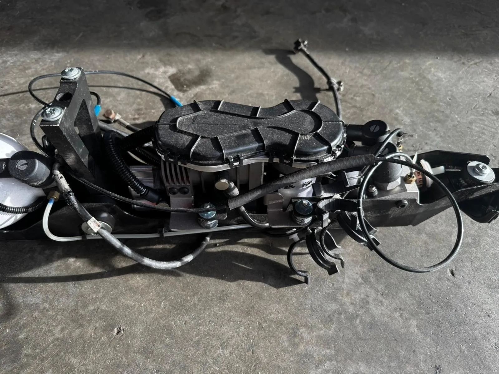 Front lift pump/compressor Porsche 997.2 GT3 – photo 2