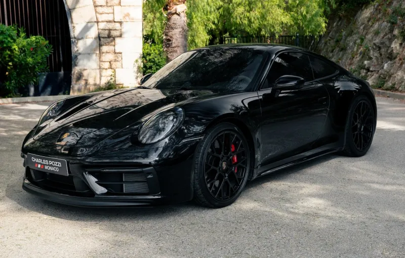 Porsche 911 Carrera GTS