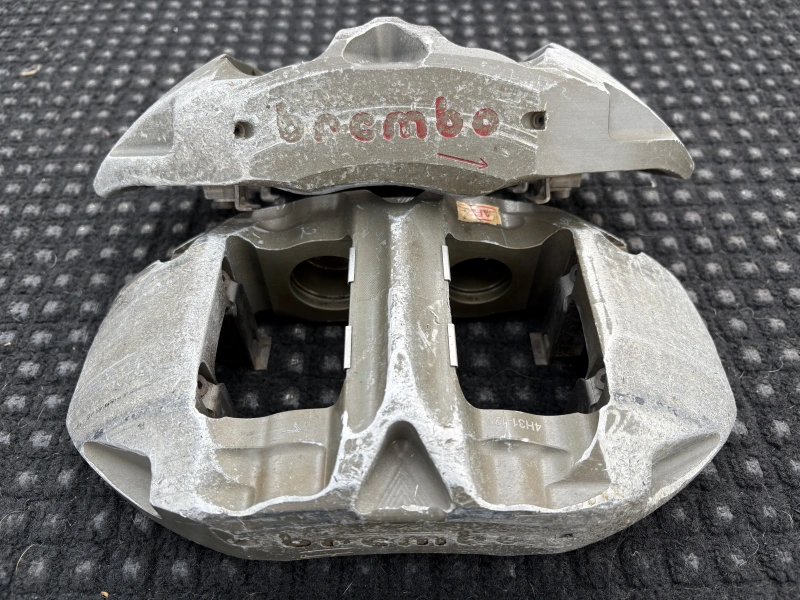 2 étriers Brembo monobloc 206 WRC / 307 WRC Terre