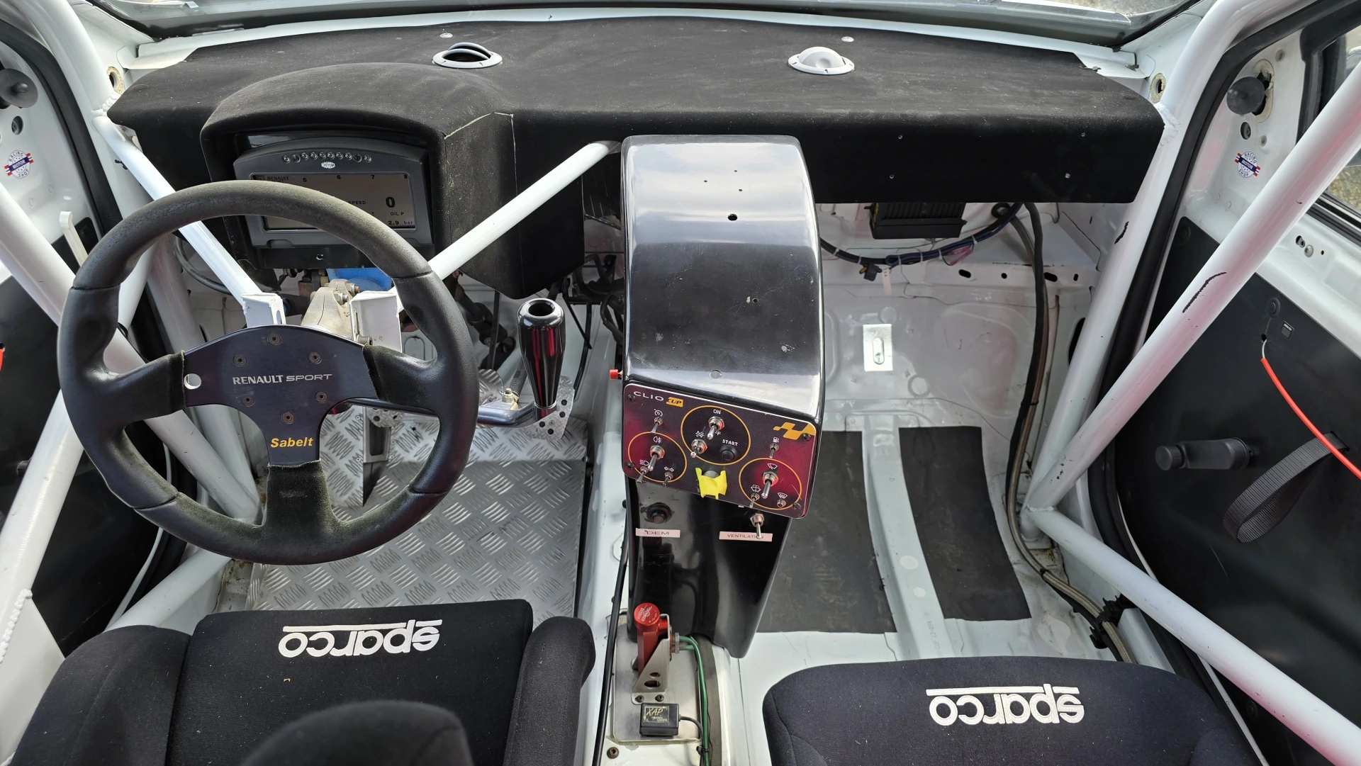 Renault clio cup X85 – photo 3
