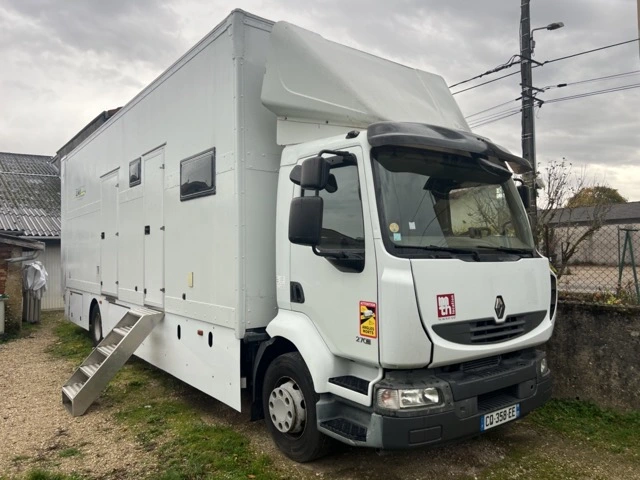 Truck/Porteur motorhome sport auto/moto – photo 1