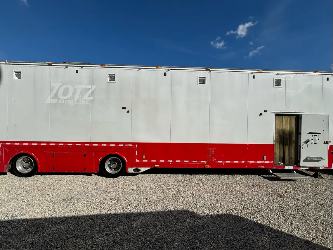 2001 High Tech 53' 3-Car Hauler – photo 1