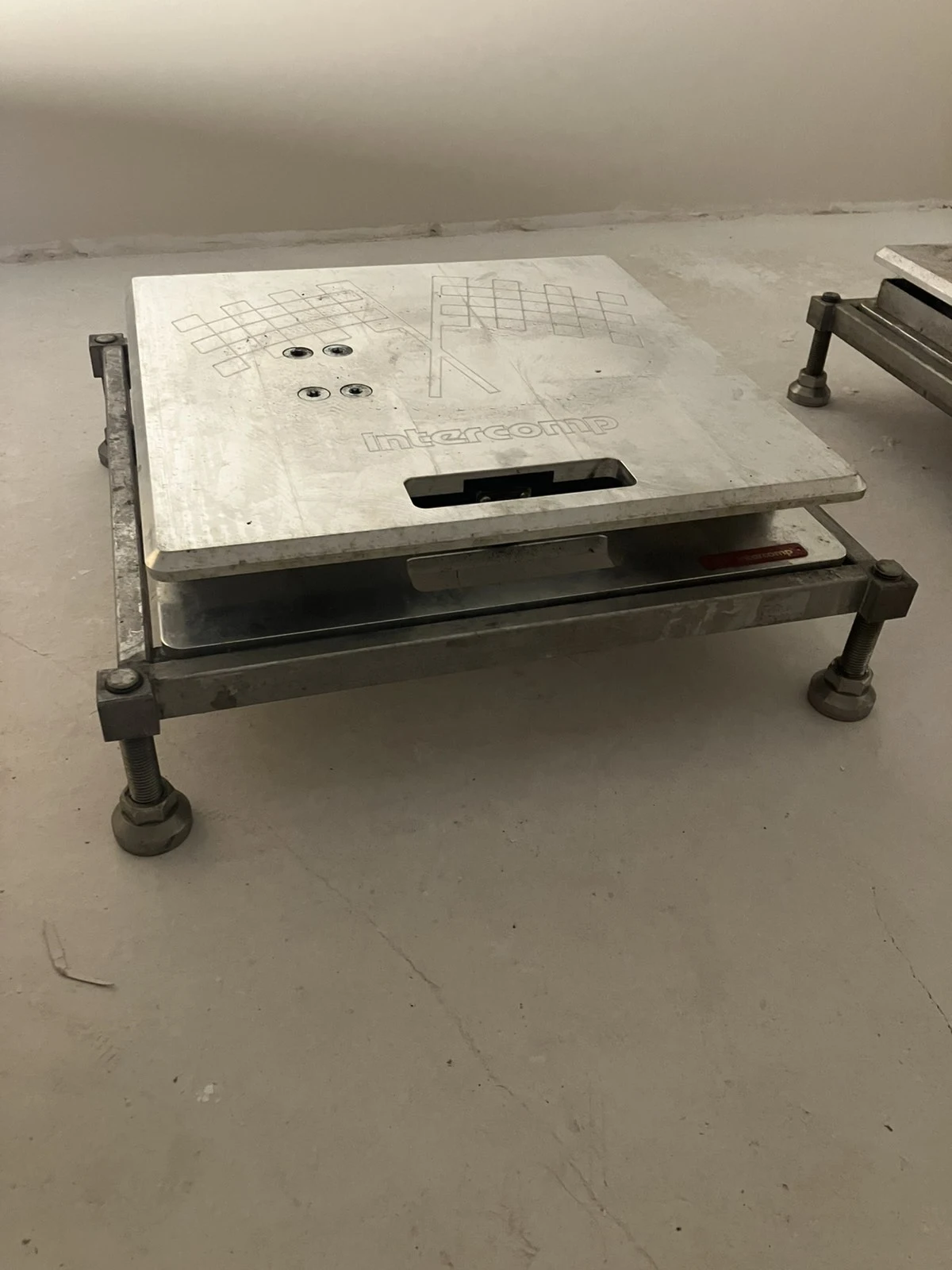 Scales for racing cars – photo 4