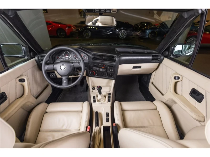 BMW M3 CAB E30 from 1990