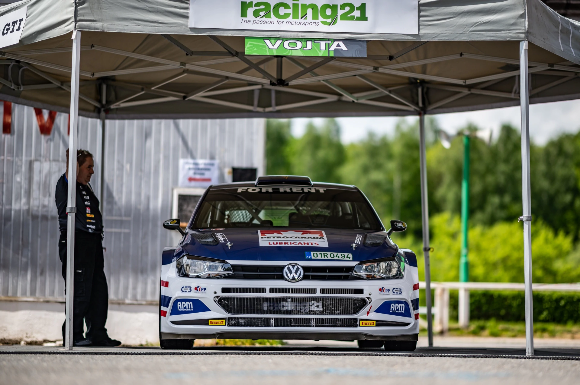 Professional rally & youngtimer garage RACING21