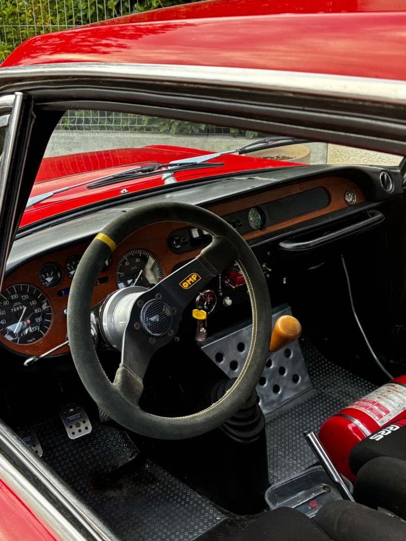 Lancia fulvia 1300 rallye