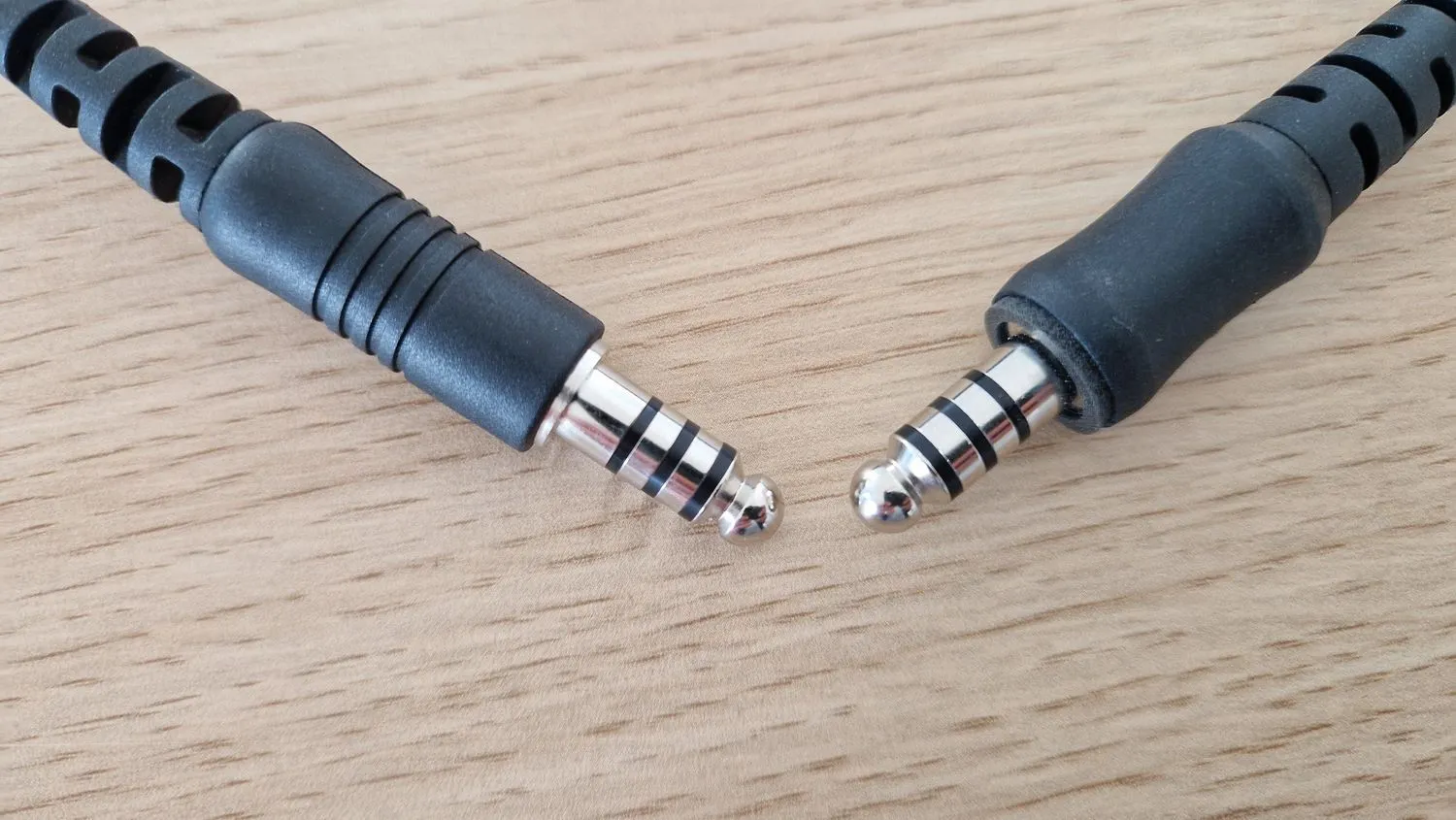 On-board radio connection cable – STILO or BELL headset to STILO or PELCO radio – photo 3
