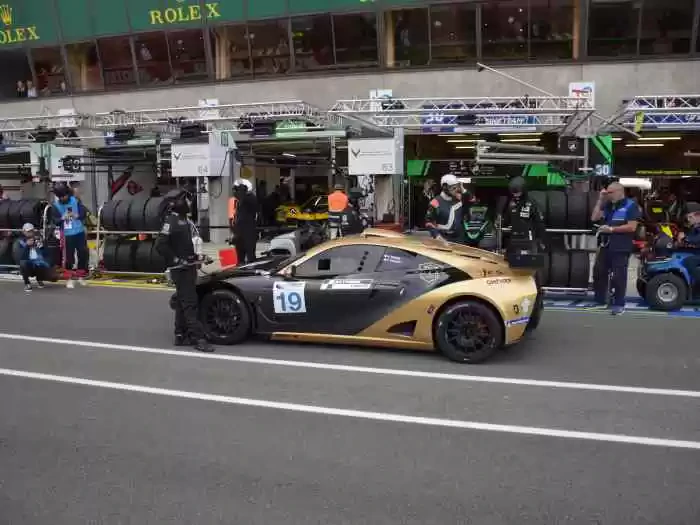 Ligier JS2R rental