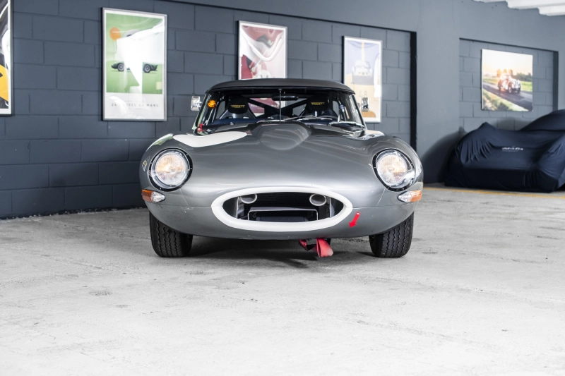 Jaguar E-Type 3.8L OTS semi-lightweight