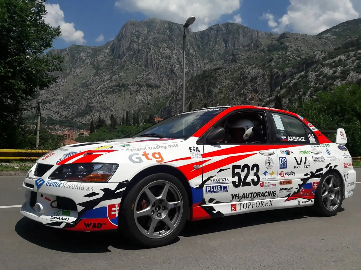 MITSUBISHI LANCER EVO IX : prête pour la course – photo 2