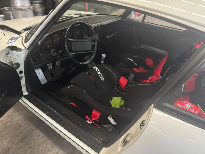 A 1990 Porsche 964 3.6 with 191,000 km.