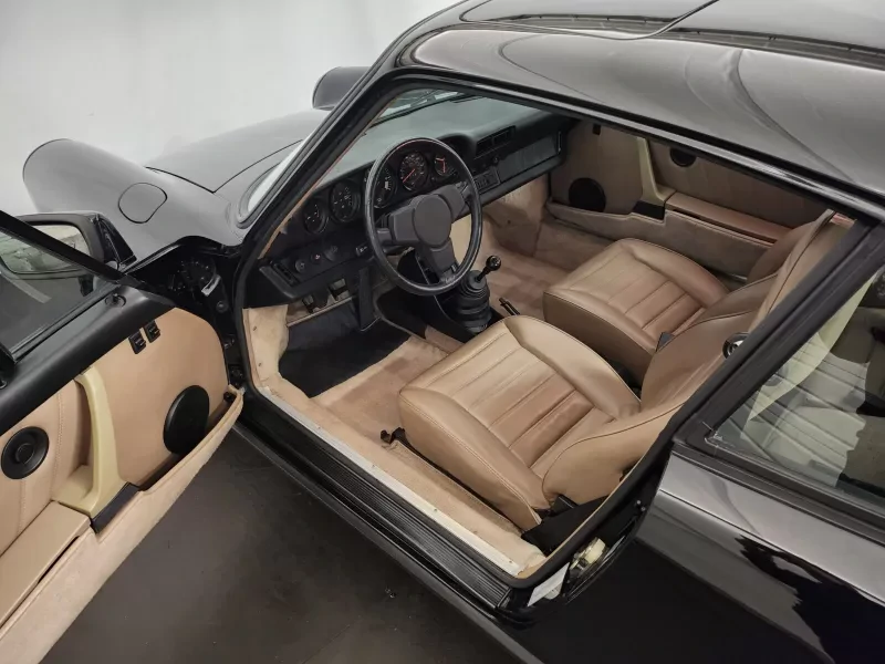 Porsche 911 3.2 Carrera