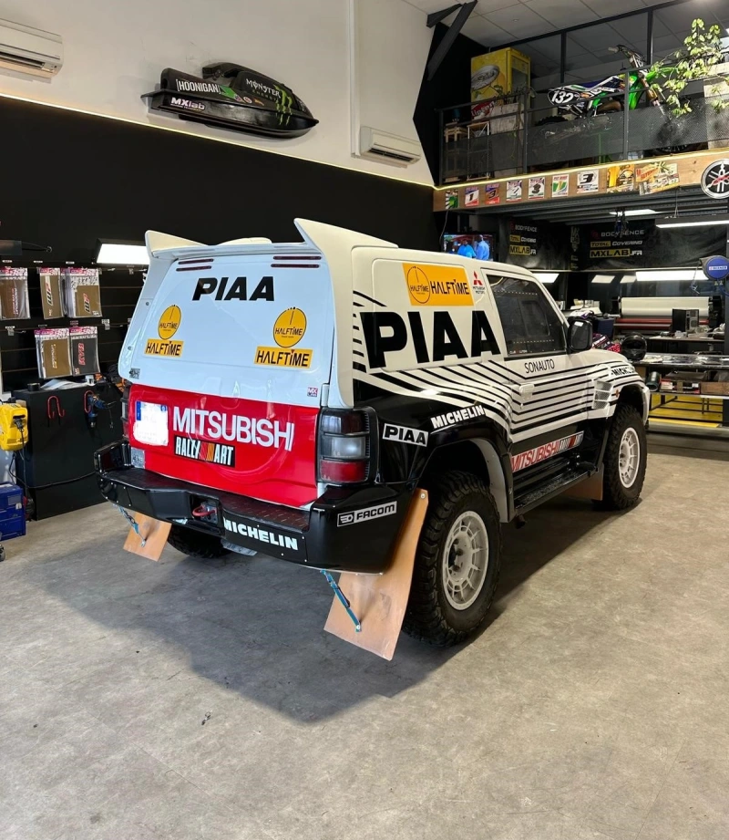 Mitsubishi Pajero EVO 3.5 MIVEC Dakar RALLI ART Année 1997