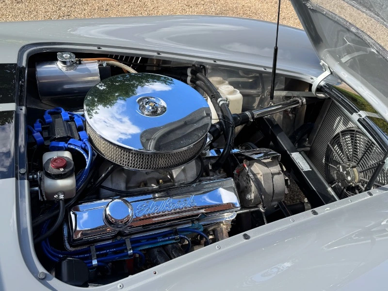 COBRA BY DAX 5.7 V8 Avec 427Hardtop amovible