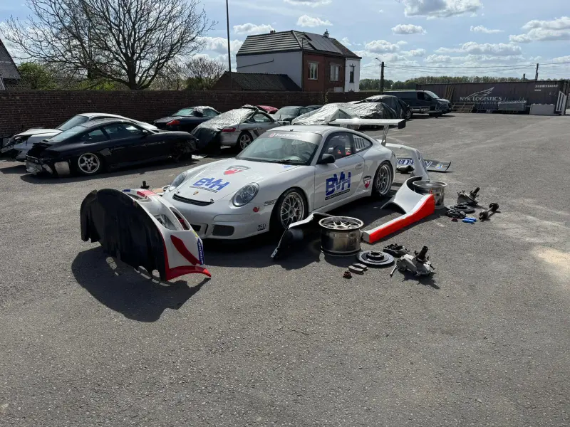 Porsche 997 GT3 Cup avec kit complet RSR d’origine