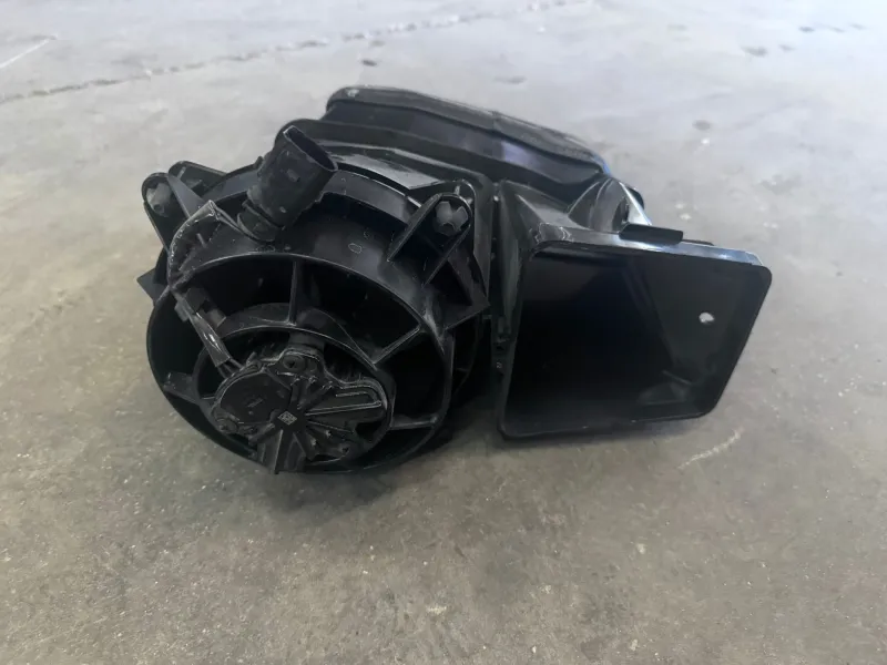 Ventilation hose Porsche Cayman GT4 RS 98150465705