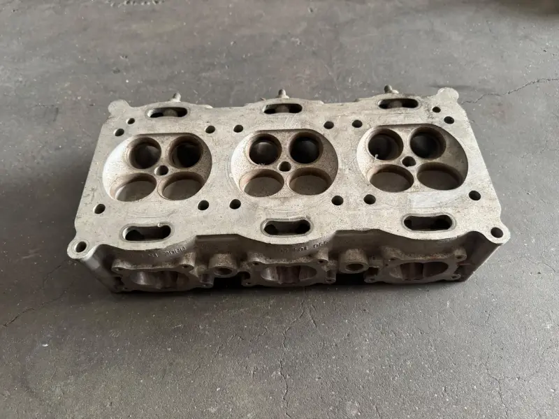 Culasse Porsche 996 Turbo et RSR -996104201