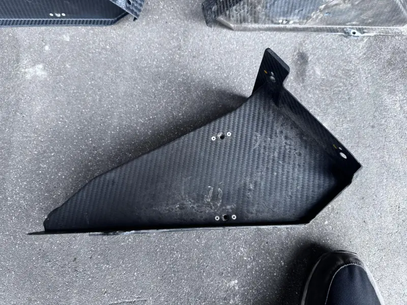 Carbon headlight housing left Porsche 991 GT3 R