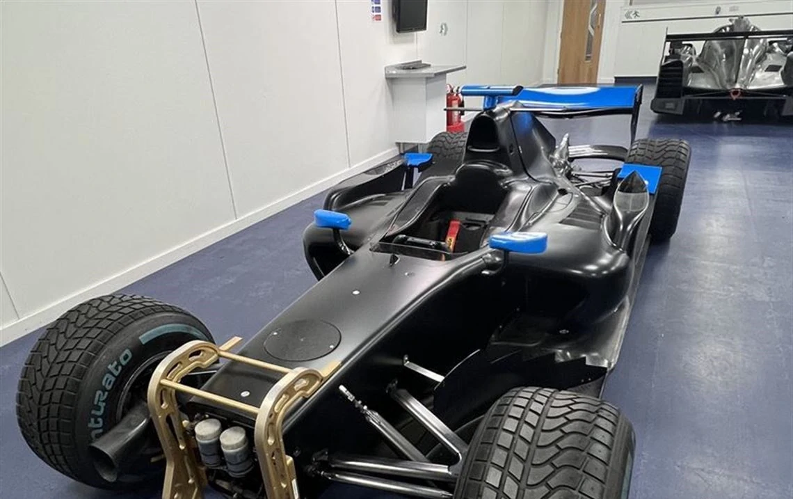 Dallara GP2 08 / Judd DB 4.0L V8