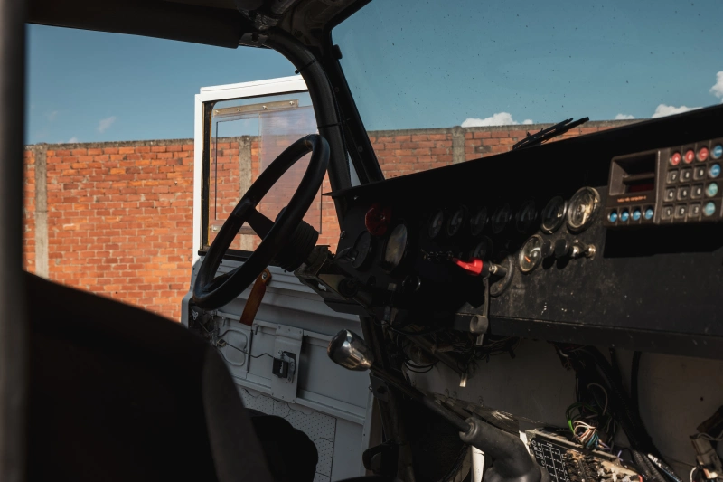 LAND ROVER DEFENDER « EX DAKAR 89/90 »