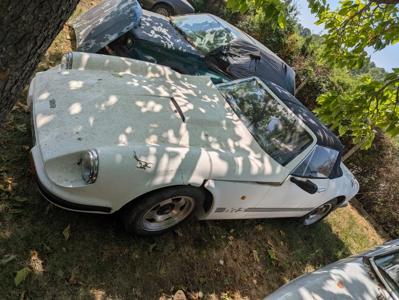 🏁 Projet de restauration TVR S – Réparation composite & fabrication de pièces 🏁