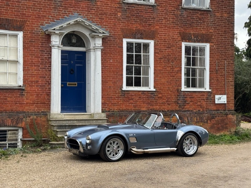 Cobra by DAX , De-Dion Chassis, 6.3 V8