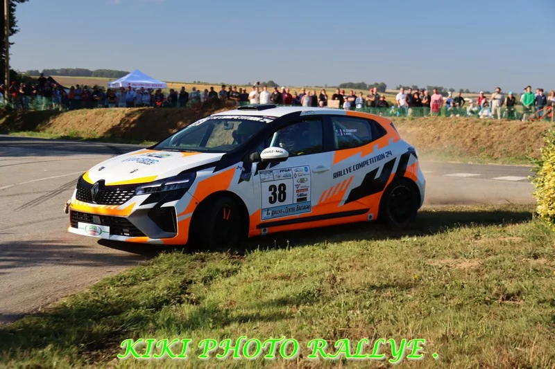 rental clio rally 5