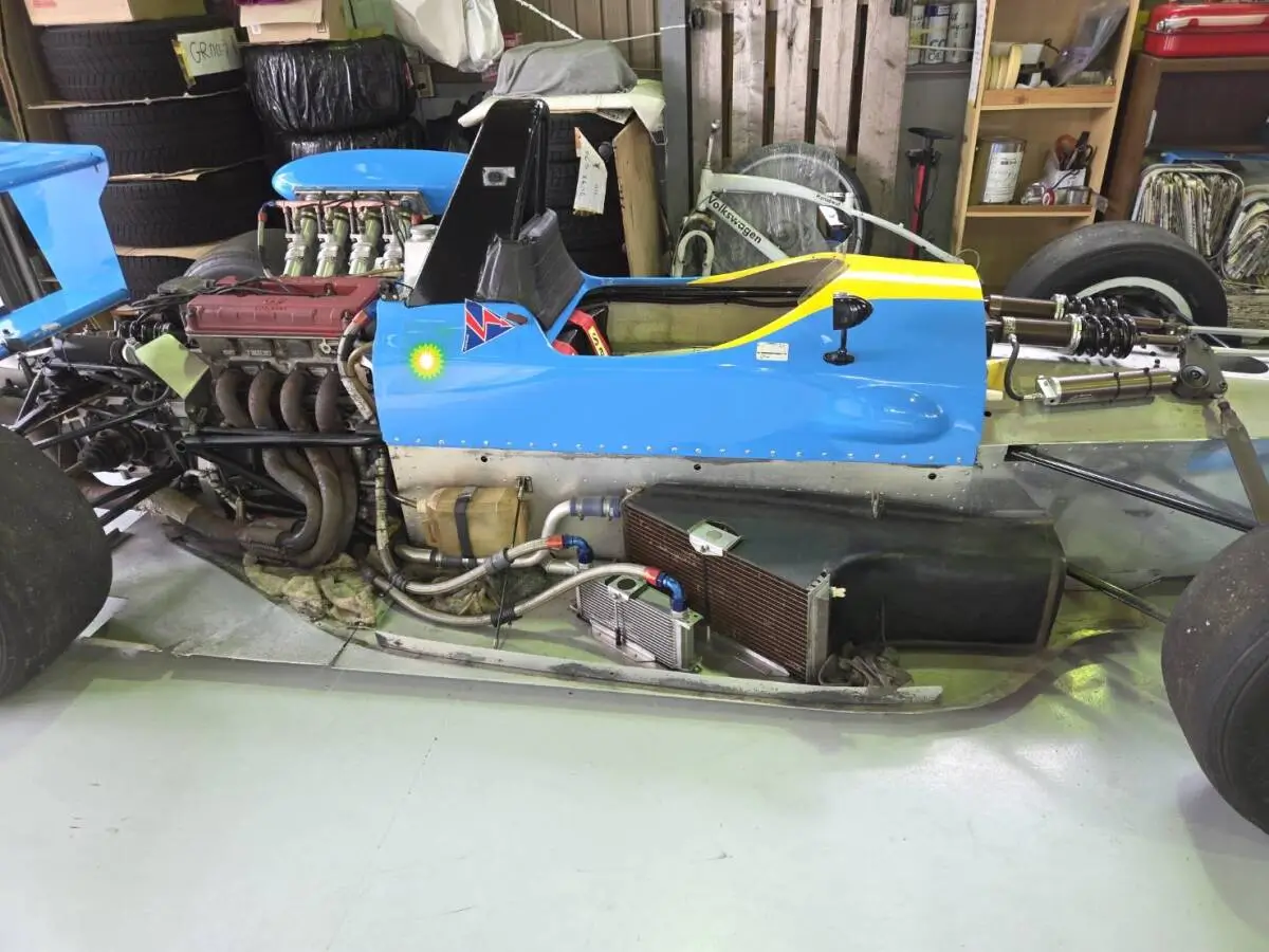 West honda formula4 – photo 4
