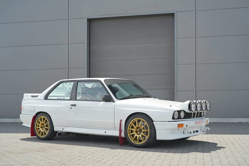 BMW M3 E30 by MATS ex Thierry Neuville