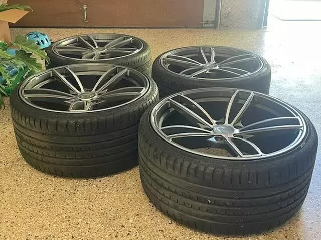 RARE SET OF 21" TECHART FORMULA IV WHEELS/TIRES PORSCHE 991.1 991.2 911,