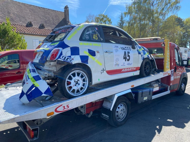 ABARTH 500 F2000 WRECK + 1 BOX