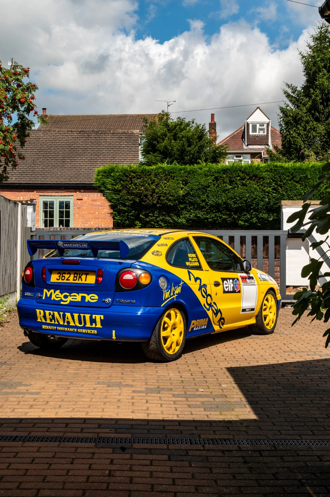 Renault Mégane Coupé : voiture de course et de rallye de la Cup – photo 2