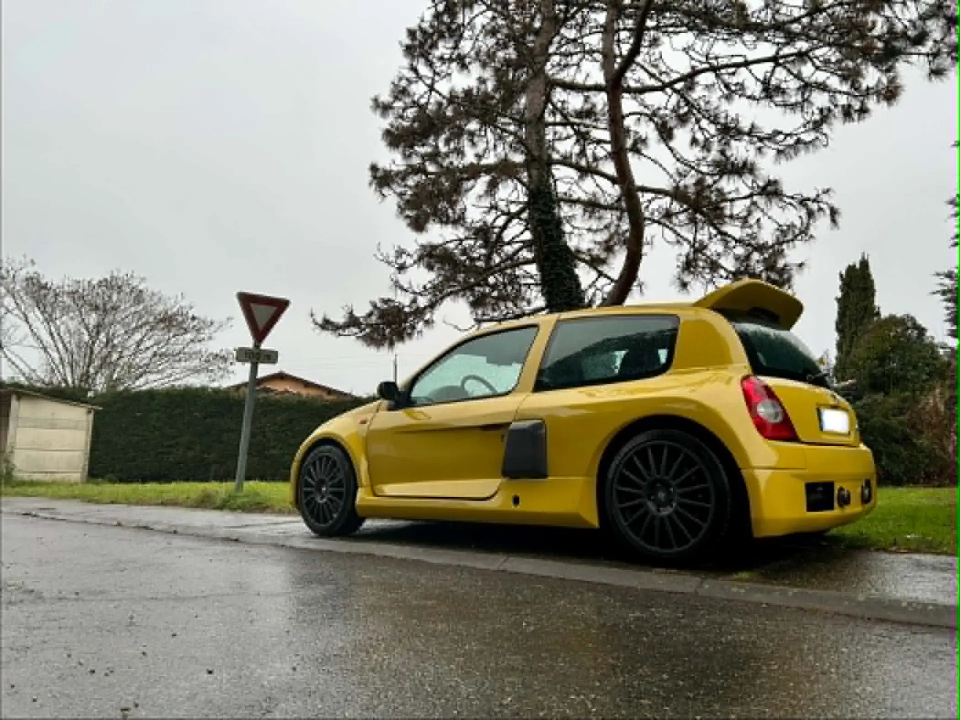 Renault Clio V6 – photo 1