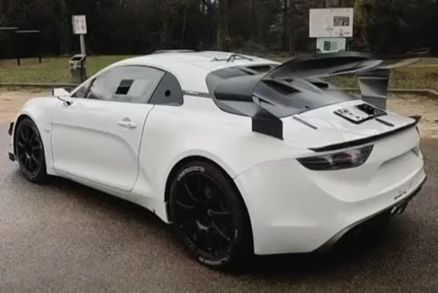 Location Alpine GT +