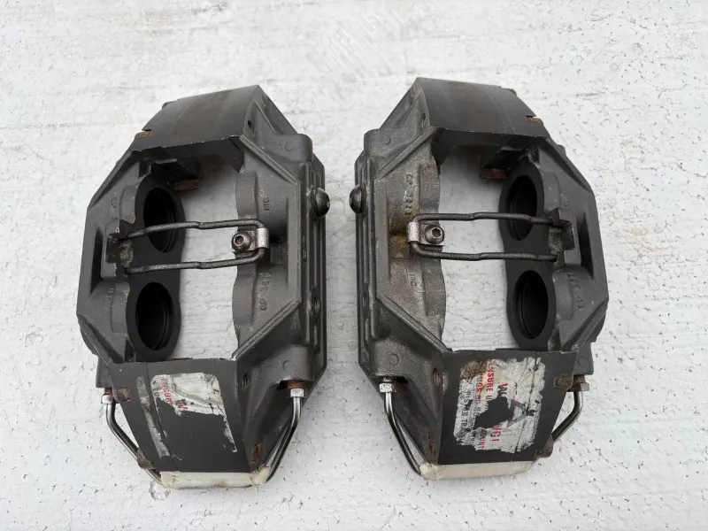 2 étriers AP Racing CP3228 4 pistons révisés – Gr A / VHC – Ford / AX / 106