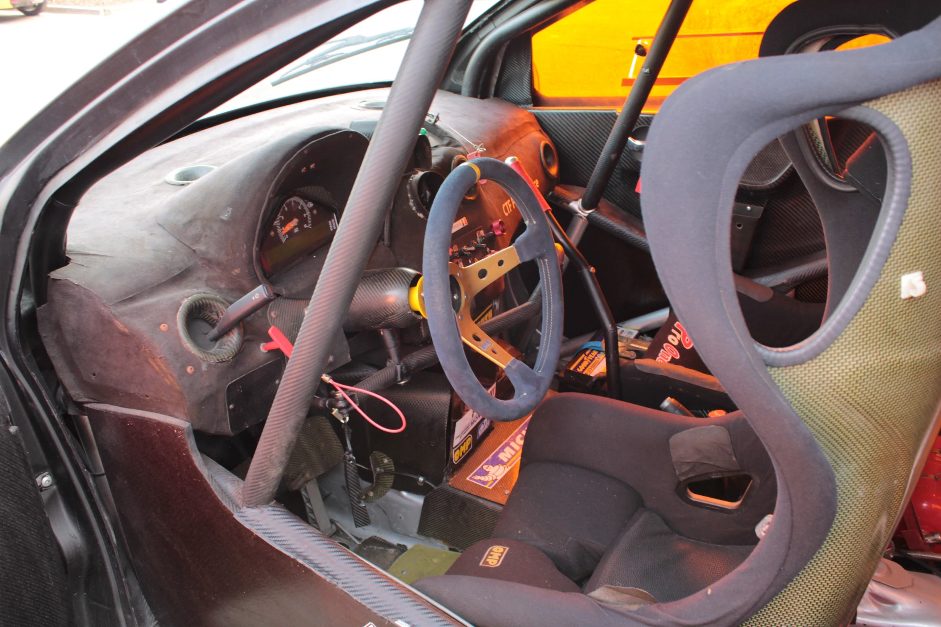 C2 GT SUPER 1600 F2000